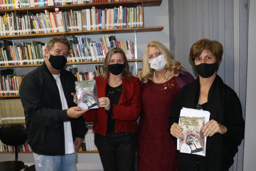 Prefeitura em parceria com escritora bofetense lançam o livro 