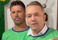 Novos uniformes personalizados para a escolinha de futebol de Bofete